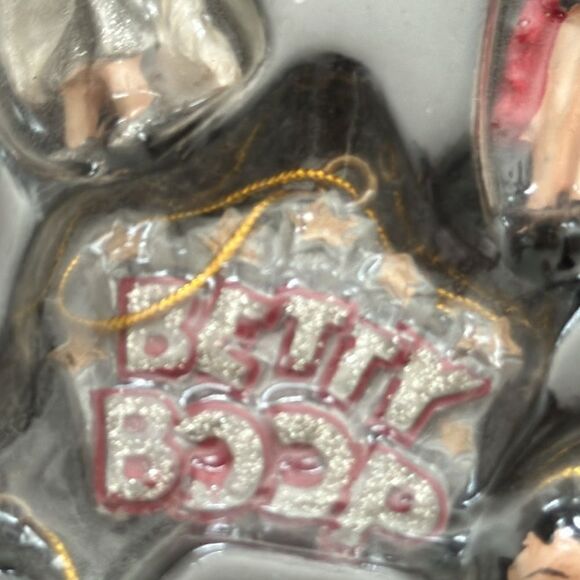 BETTY BOOP 5 Piece ornament set - Picture 7 of 10